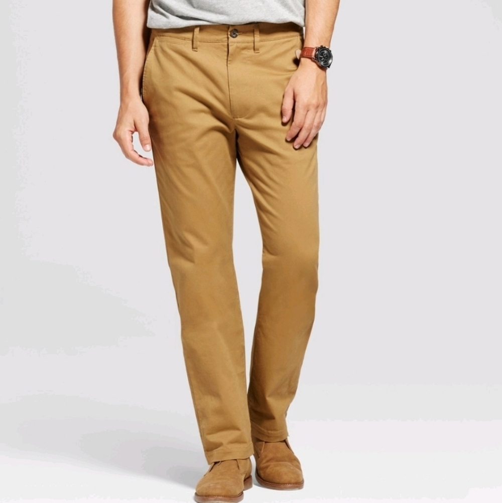 Men's Every Wear Straight Fit Chino Pants - Goodfellow & Co Dapper Brown 33x30